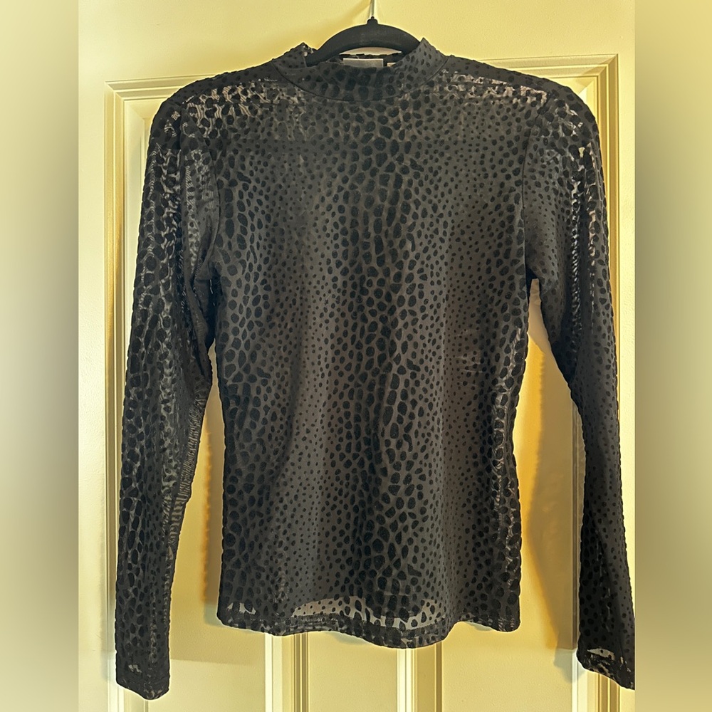 Elegant Black Textured Women's Blouse